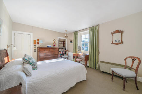 1372752-9-691b69aad9b29