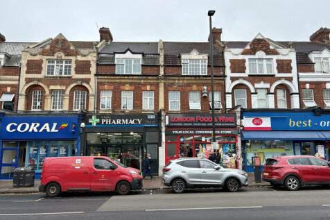 Convenient location near local shops and cafes...