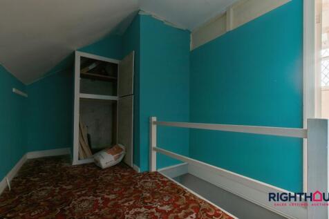 Landing/Storage Area