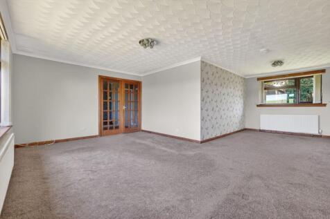 Lounge &amp; Dining room