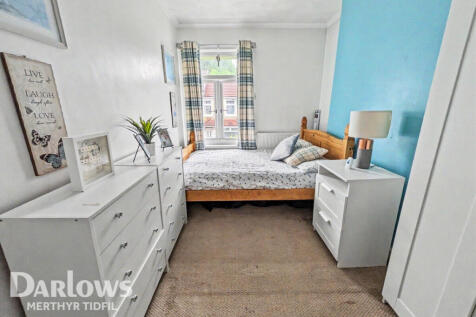 Click to visit Rightmove listing
