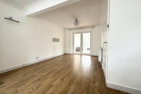 Denbigh Close, Lawn, Swindon, SN3 photo 4