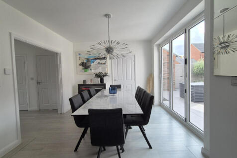 Open Plan Living/Kitchen/Diner