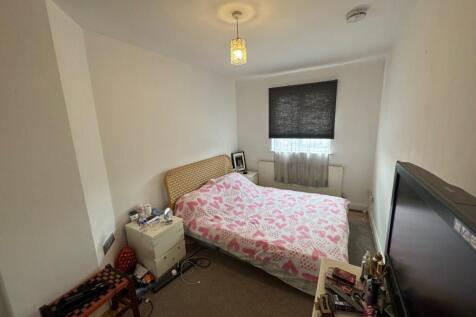 427 Honeypot Lane 67.jpg