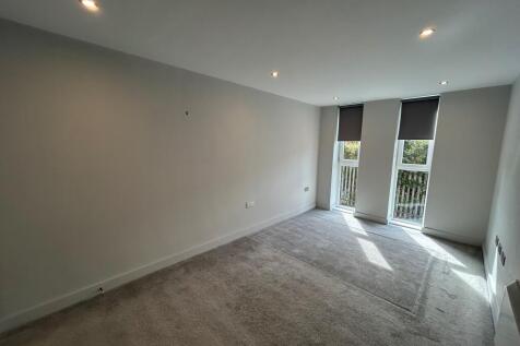 210 Hall Lane, Manchester ,M23 1WA photo 5