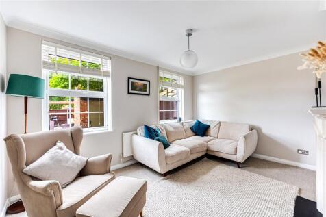 Dunstable Road, Toddington, Bedfordshire, LU5 photo 4
