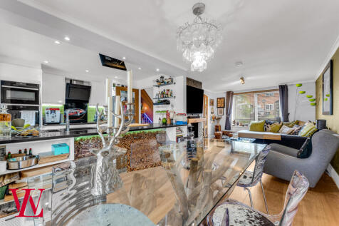 Living / Dining / Kitchen