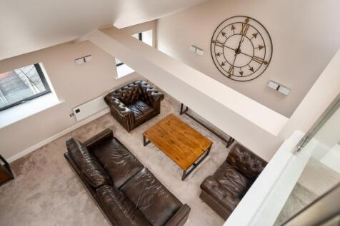 Bradford, BD11 - property photo