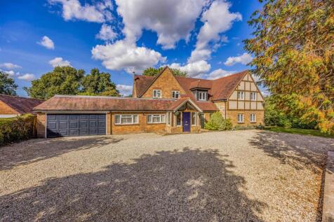 Kings Ride, Hambledon Road, Denmead-Small-PorticoM