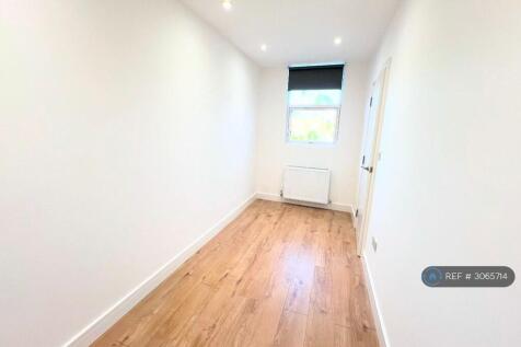 Markhouse Road, London, E17 photo 3