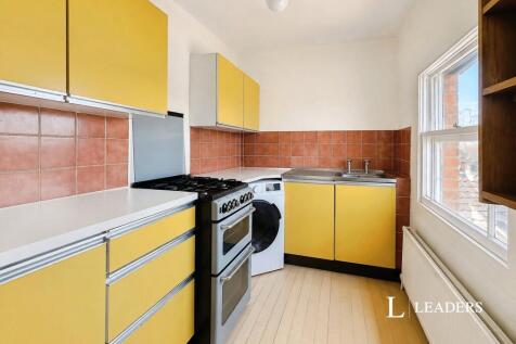 Thoroughfare, Woodbridge, IP12 photo 5