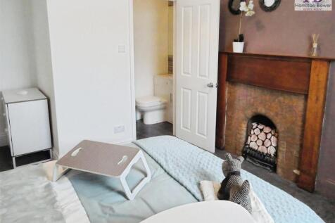 f125fb95-23 20alex5.jpg