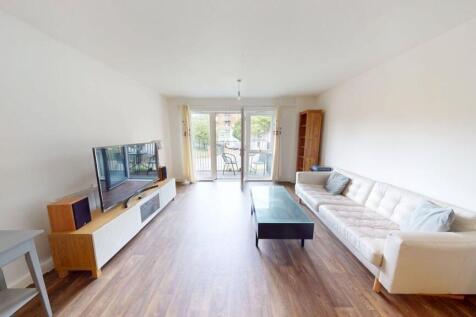 Living/dining room