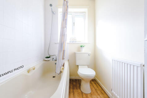 20 Thomas Court Example Bathroom