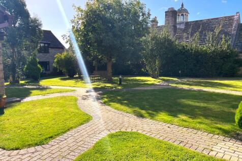 Communal gardens