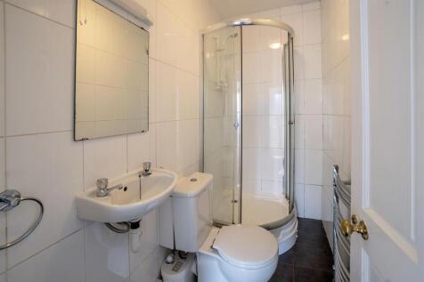 Shower Room.jpg