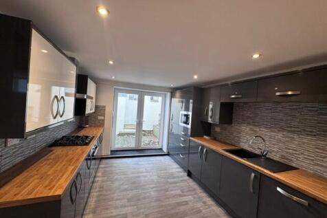 Kitchen Alt