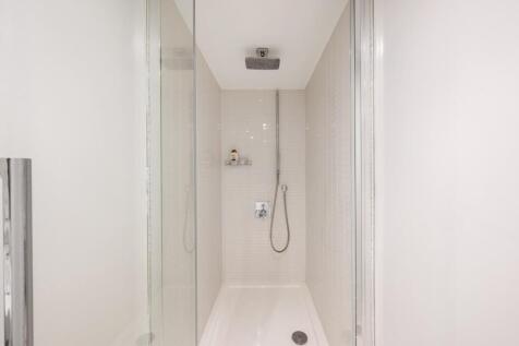 Flat 34 Regent Lofts Hi-26.jpg