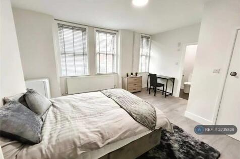 Room 3 With En Suite