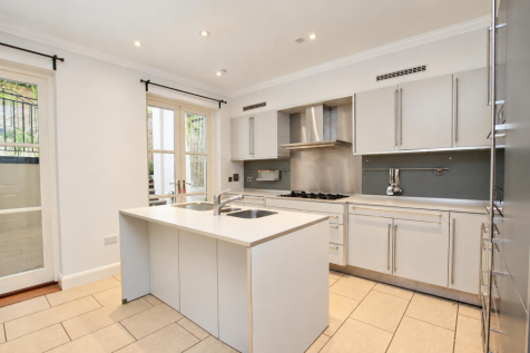 Kitchen (1).png