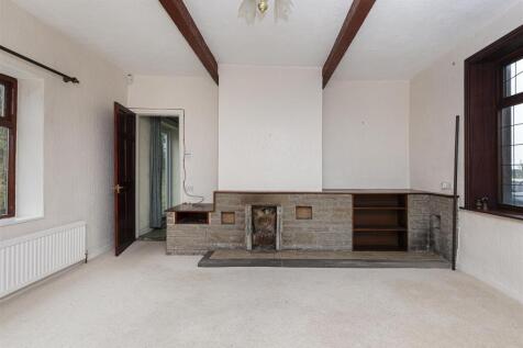 Bramleys Estate Agents - Leeds Road - Mirfield (15