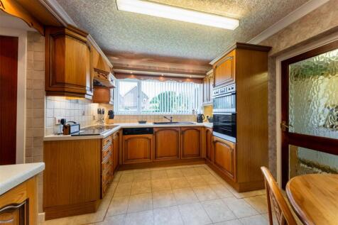 22 Rookery Drive-004.jpg