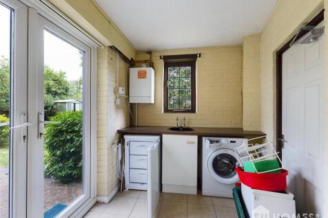 Richard Avenue, Wivenhoe, Essex photo 5