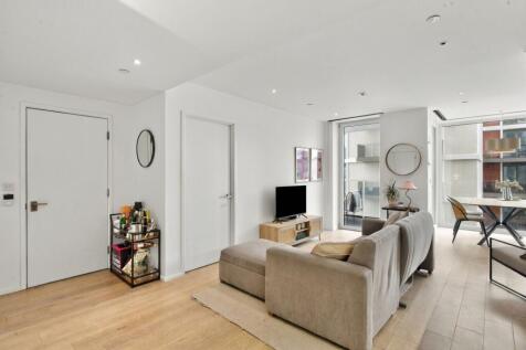 York Place, Battersea, SW11 photo 2
