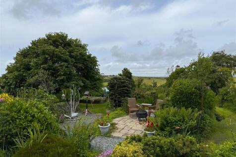 Honeysuckle Cottage garden.jpg