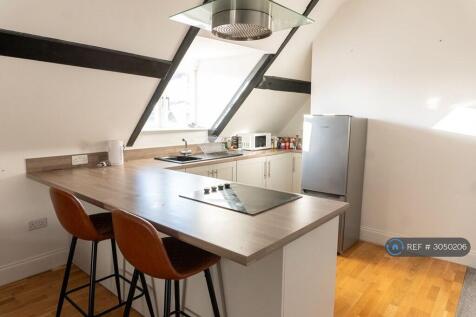 Kitchen/Dining Area