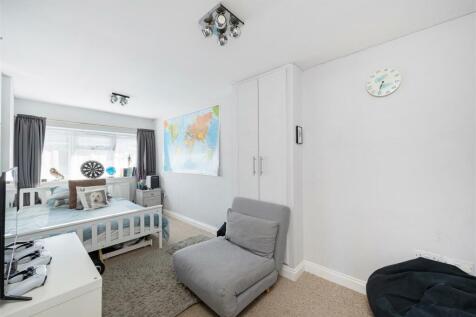 Shamley Green Hi-21.jpg