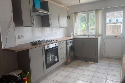 Pentrebach, Merthyr Tydfil photo 3