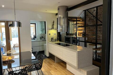 Nice Shot Kitchen.jpg