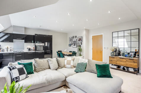 Flat 11, Kinnaird Co