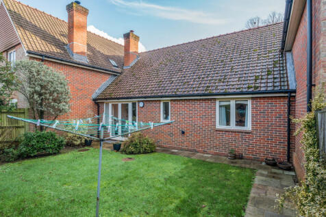 1406451-7-697a404...