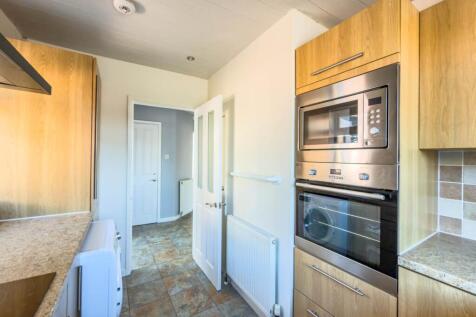 Moorside Rise, Cleckheaton photo 3