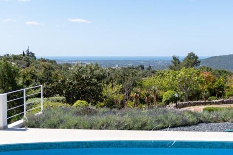 Exterior 1.6 (Large)