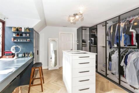 Master Dressing Room