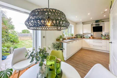 20250821_101001183_iOS_edited1