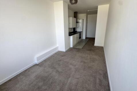 The Pinnacle, Victoria Avenue photo 3