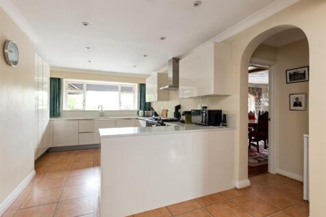 Maybury Farm, Kitchen