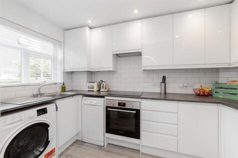Westfield Court, St. Albans photo 2