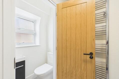 Communal toilet