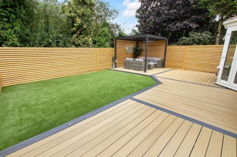 Rear Garden (3).jpg