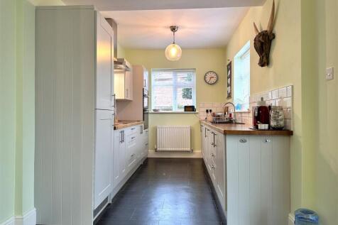 Stylish Modern Kitchen 076