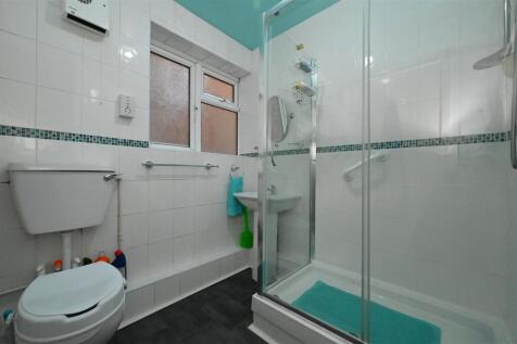 shower room.JPG