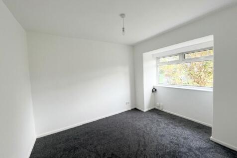 Fords Lane, Bramhall, SK7 photo 3