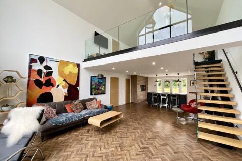 Open Plan Living/Kit