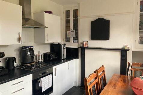 Allendale Road, Rotherham, South Yorkshire, S65 photo 5