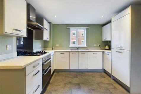 Lasborough Drive, Tuffley, Gloucester, Gloucestershire, GL4 photo 3
